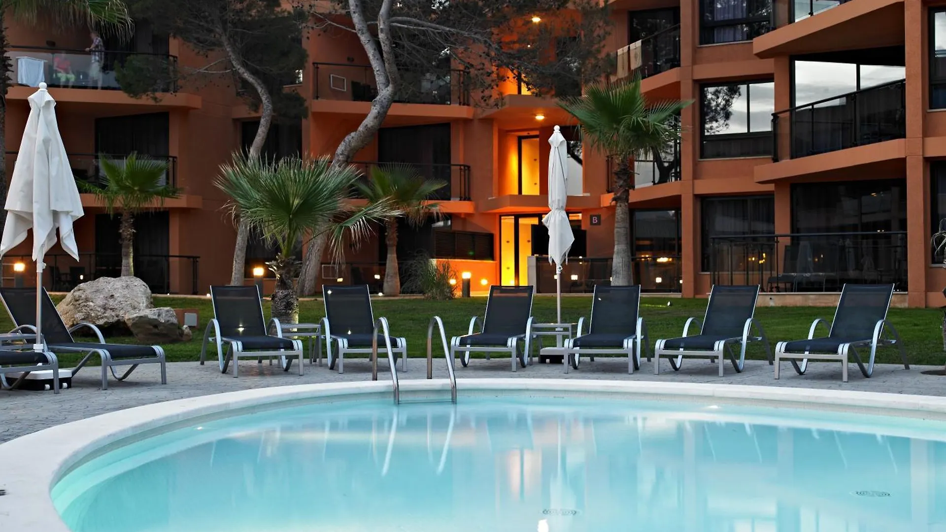 Protur Turo Pins 4* Sup Hotel Cala Ratjada  Cala Ratjada (Mallorca)