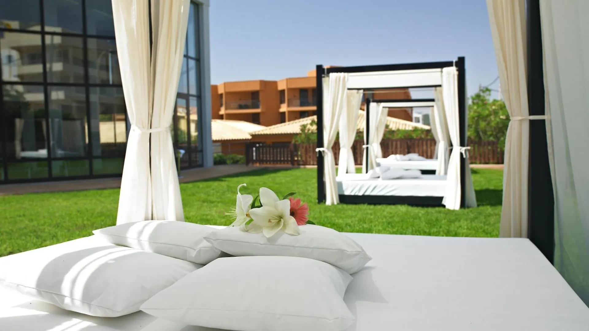 Protur Turo Pins 4* Sup Hotell Cala Ratjada